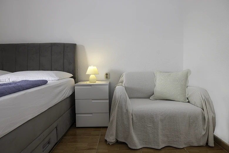 Apartments Villa Ambasador, Brela - bedroom