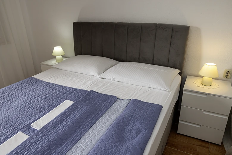 Apartments Villa Ambasador, Brela - bedroom