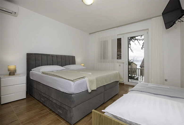 Apartments Villa Ambasador, Brela - bedroom