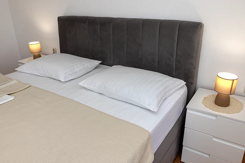 Apartments Villa Ambasador, Brela - bedroom