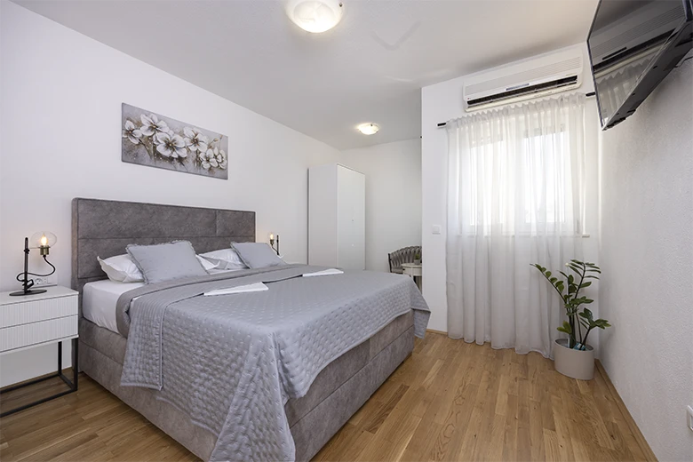 Apartments Villa Ambasador, Brela - bedroom