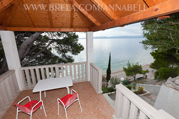 BrHaus Annabell, Brela - arbor, sjenica