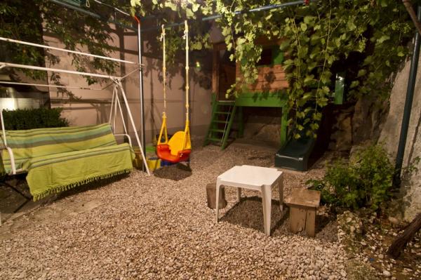 garden, outside living - apartment Villa Arija, Brela