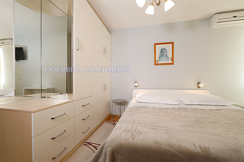 apartments Medi�, Brela - bedroom
