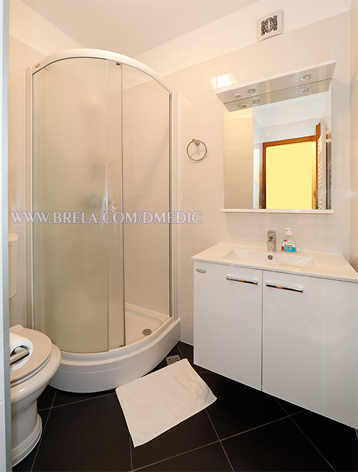 apartments Medi�, Brela - bathroom