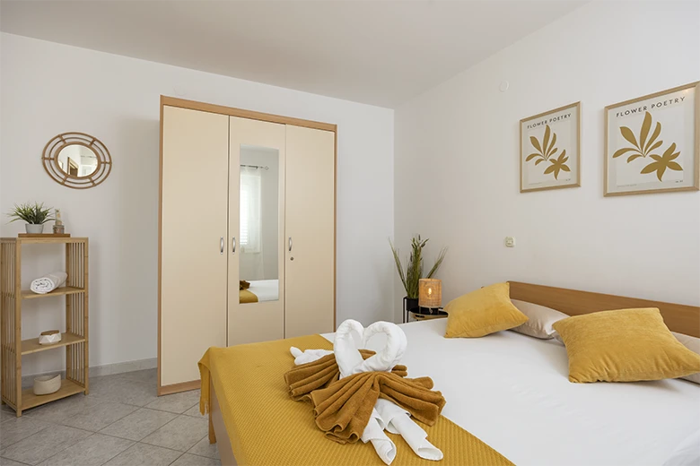 Apartments StoMarica, Brela - bedroom