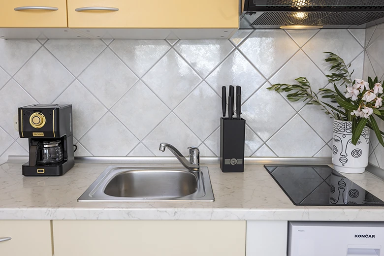 Apartments StoMarica, Brela - kitchen