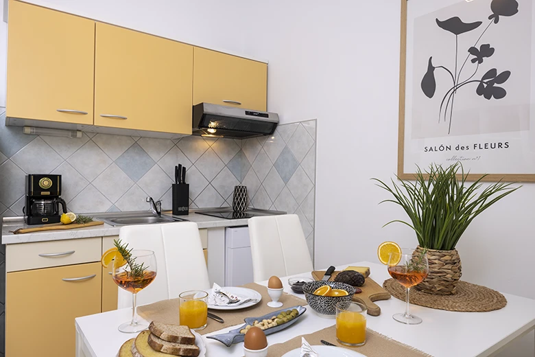 Apartments StoMarica, Brela - dining room