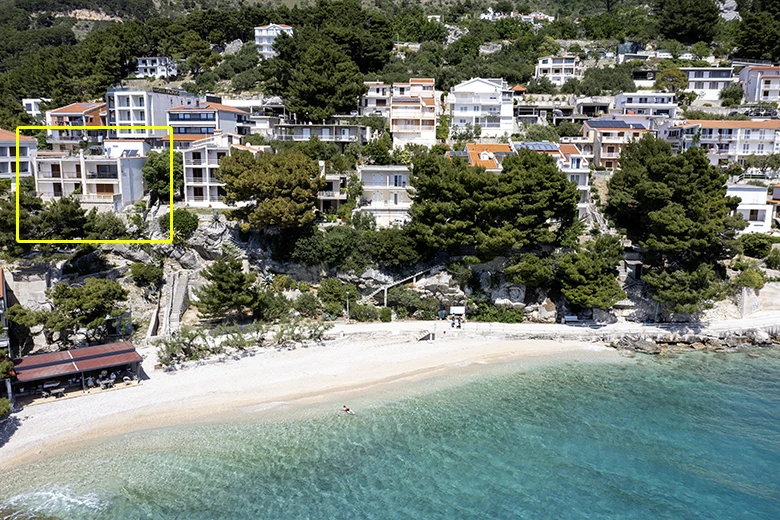 beach in Brela Soline