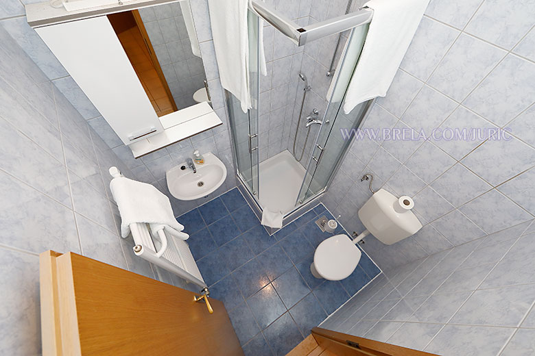 apartments Juri�, Brela - bathroom