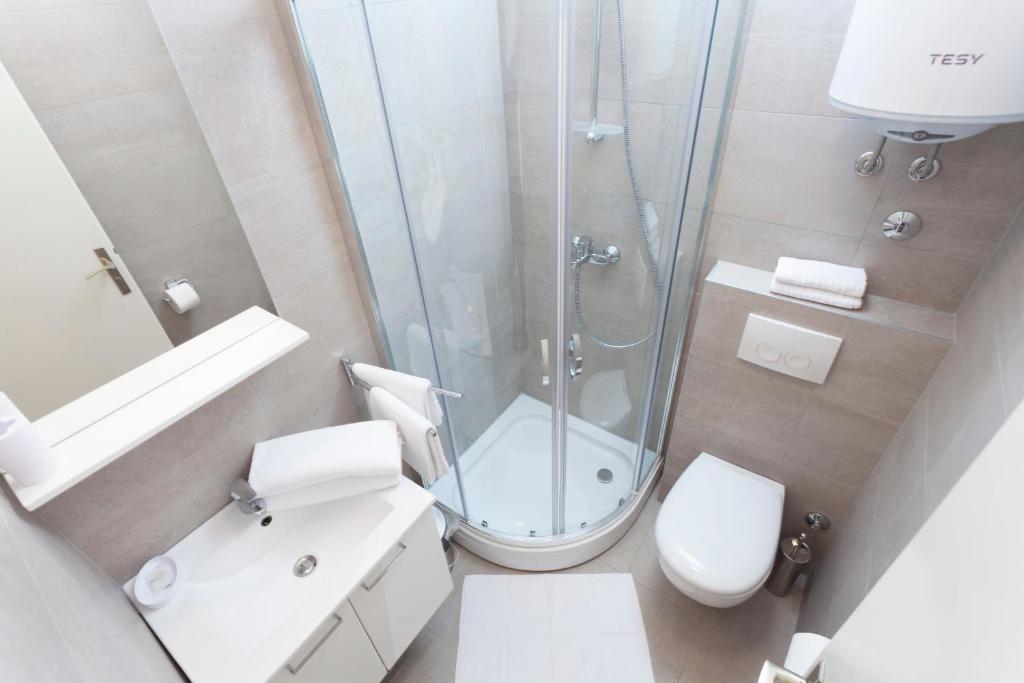 apartments Ledić, Brela - bathroom