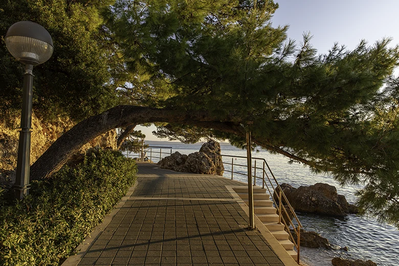 Beach Jakiruša, Brela