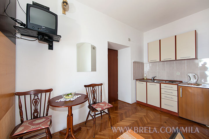 televizor, stol, kuhinja - TV, dining set, kitchen Fernsehen, Ess-Set, K&uuml;che