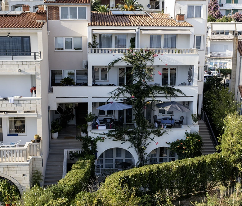 Villa Mili, house
