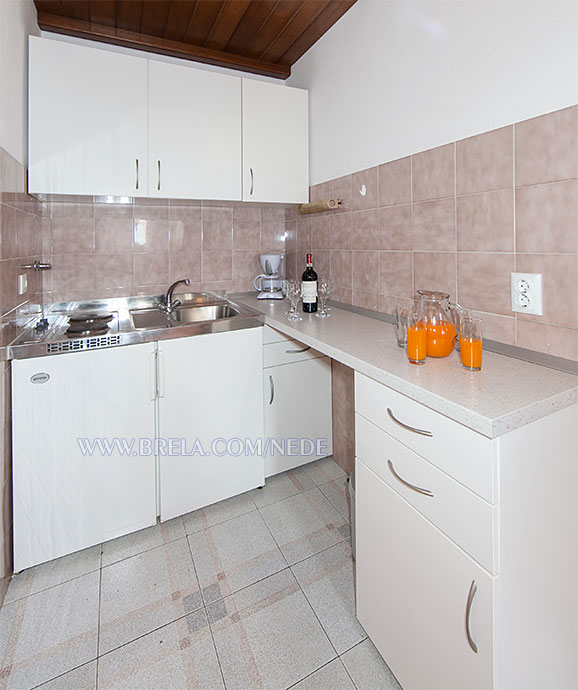 apartments Nede, Brela Soline - kitchen
