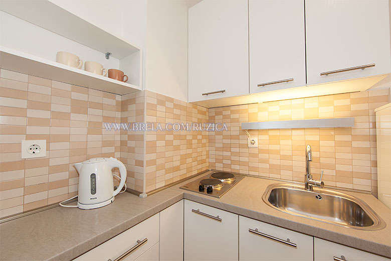 apartments Ru�ica �ami�, Brela - kitchen