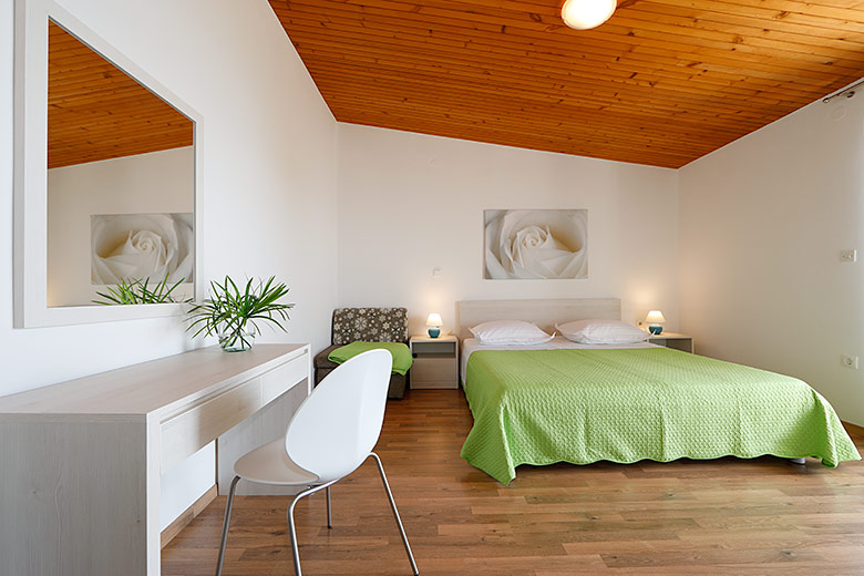 apartments Ru�ica, Brela - bedroom