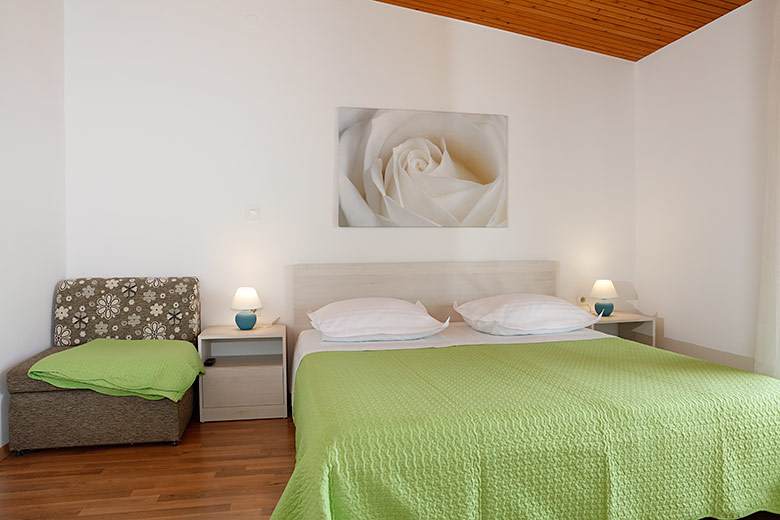 apartments Ru�ica, Brela - bedroom