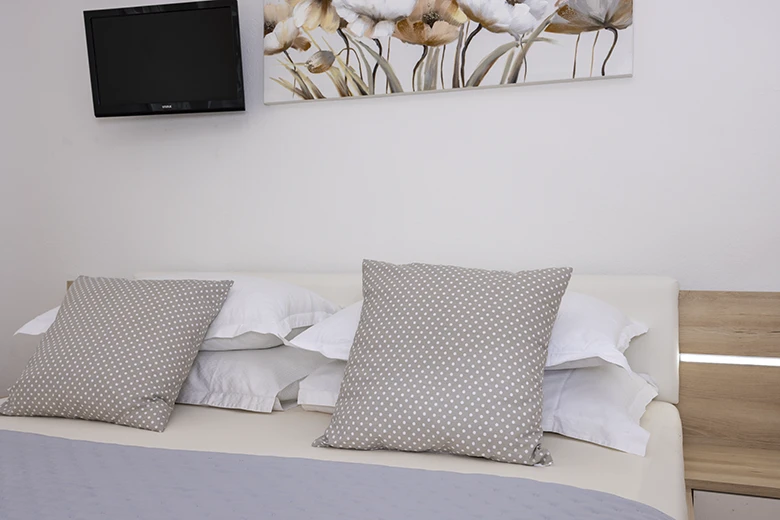 Apartments Å krabiÄ‡, Brela - bedroom