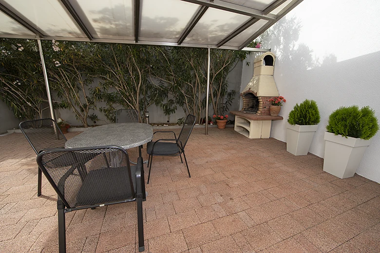 Apartments Škrabić, garden grill