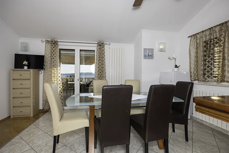 Apartments Villa kapetan Jure, Brela - dining room