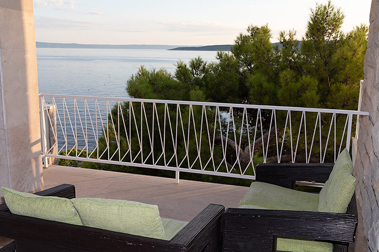 Apartments Villa Sunset, Brela - terrace with seaview