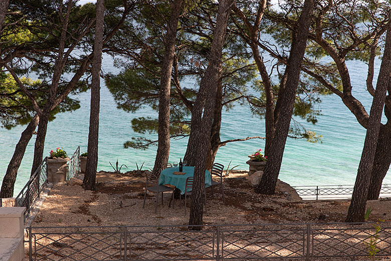 Vila Ru�a, Brela - garden