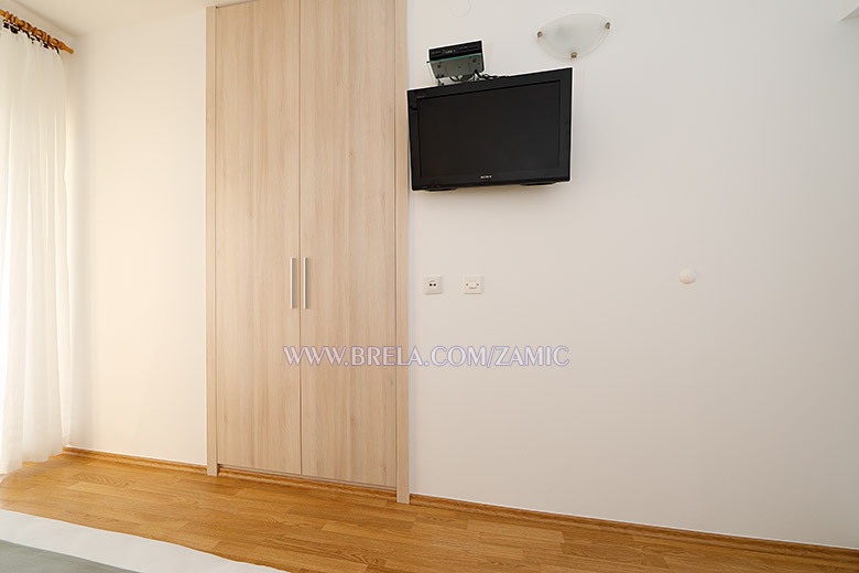 apartments Marija �ami�, Brela - TV